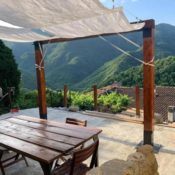 Casa sulle Apuane, hotel in Marciaso