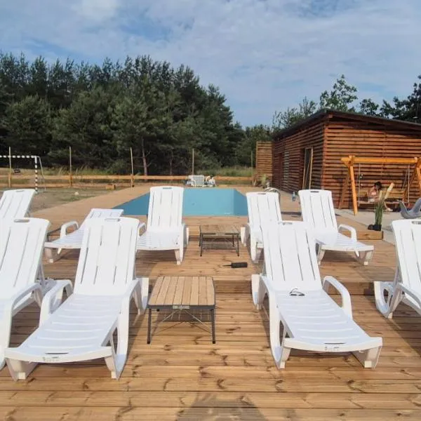 Zacisze obok Suntago Park domki 2,3,6 osobowe, hotel in Grabce-Towarzystwo