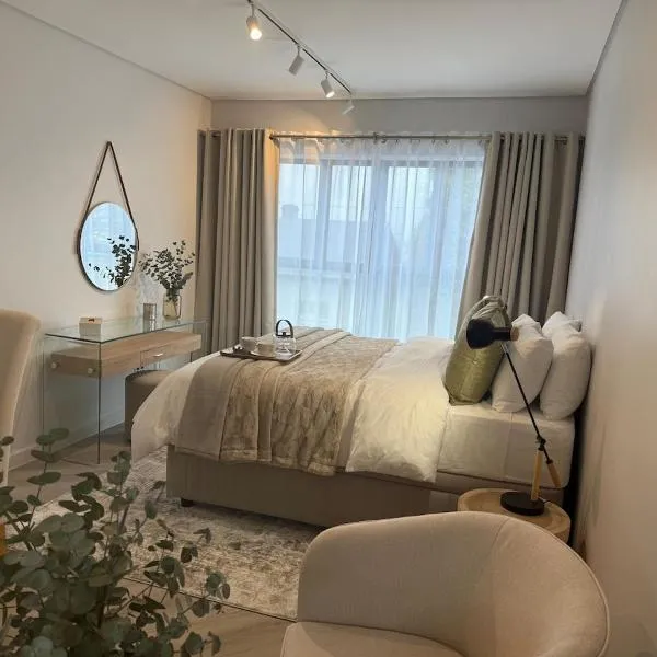 Platform 132 - 2 On Tabak with onsite Parking, hotell sihtkohas Paarl