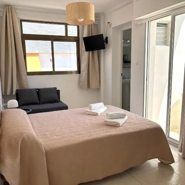 VMC Rooms, hotel v destinaci Tavernes de Valldigna