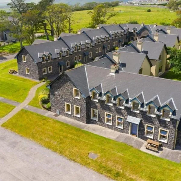 Dingle Courtyard Holiday Homes 3 Bed Sleeps 6, hotel a Dingle