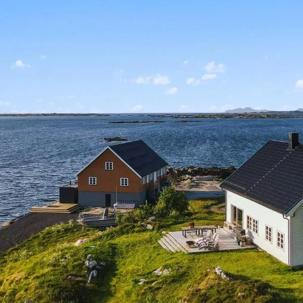 Villa Borgvåg - A unique Seafront Villa in the heart of Lofoten, khách sạn ở Bøstad