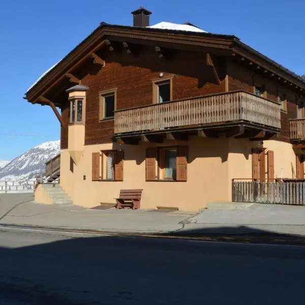 Chalet Aura, khách sạn ở Livigno