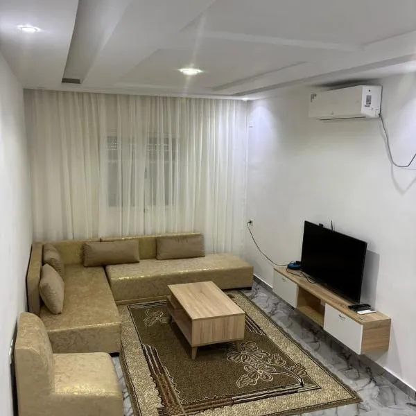 Appartement climatisé à TABARKA 1, hotel v destinaci Tabarka