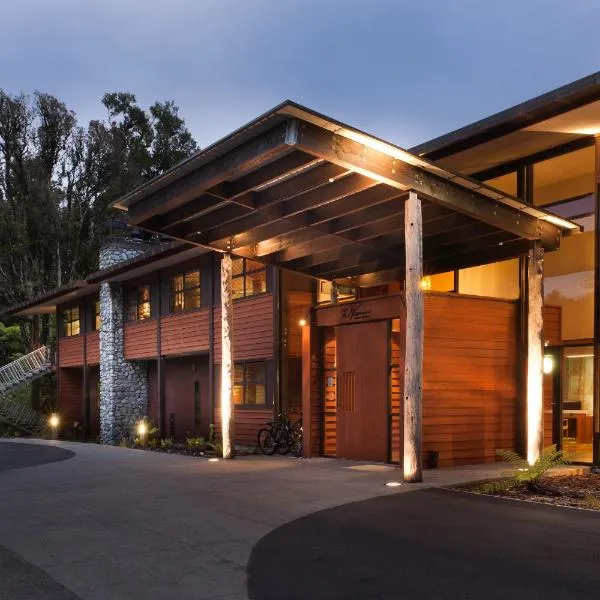 Te Waonui Forest Retreat, hotel in The Forks