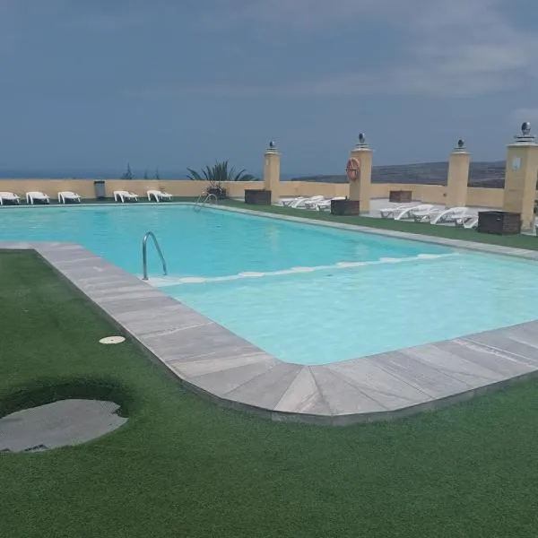 Lucas beach、モガンのホテル