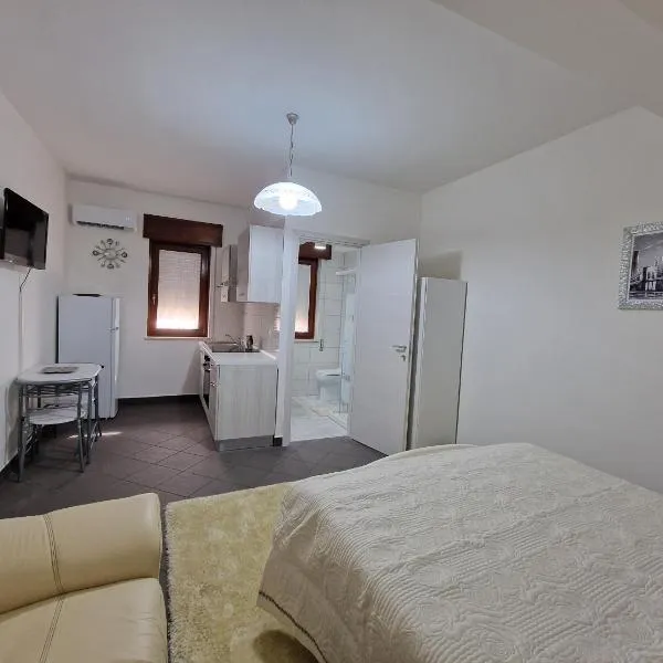 B&B Luxsury, hotel in LʼAmericano
