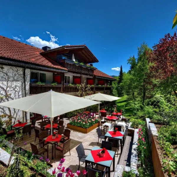 DIANA Naturpark Hotel - mit Oberstaufen Plus Golf，上斯陶芬的飯店