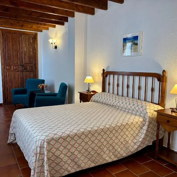 Casa Rural Del Rio, hotel Alozainában