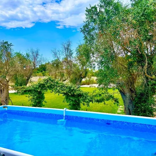 Villa Maddalena - Big garden Parking & Pool, hotel v destinaci Uggiano la Chiesa