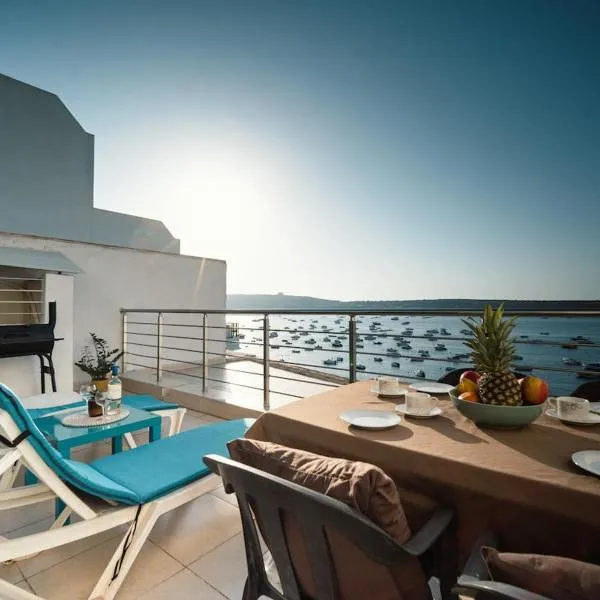 Velvet Sunset Penthouse, hotel em Is-Sellum