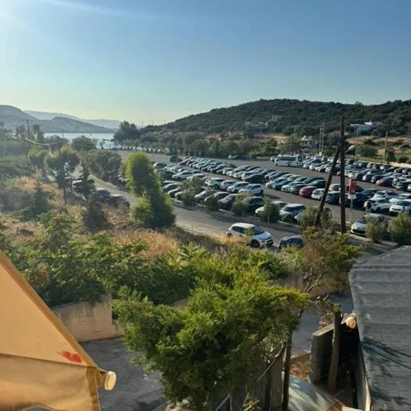 Aggelakos Rooms, khách sạn ở Porto Rafti
