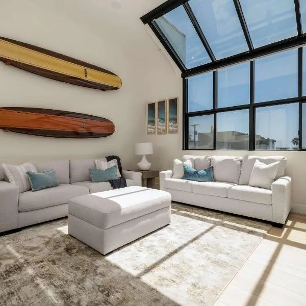 The 357 Beach Pad, Renovated, Refined, Steps from the Surf!