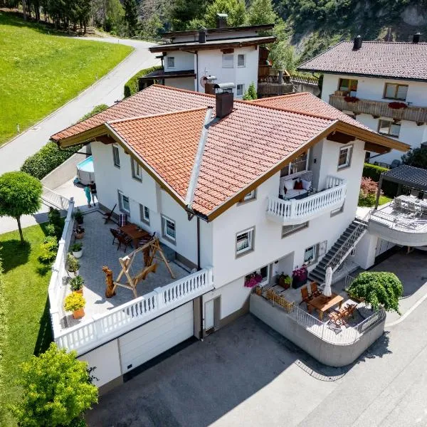 Apart Silvana, hotel in Zell am Ziller
