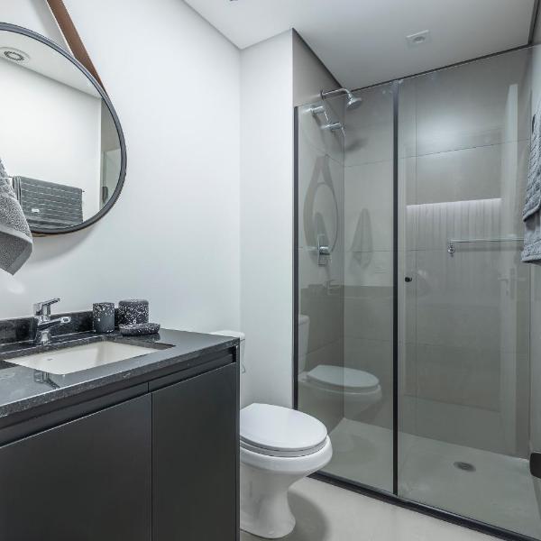 BHaus República Setin Downtown - Studio Deluxe com Varanda e Vista Praça 4o andar - Cama King - Centro SP - em frente ao Metrô - Vaga de Garagem - Academia - Mini Mercado - Lavanderia - Piscina no Rooftop com Vista Panorâmica - sd12 - Foto 3