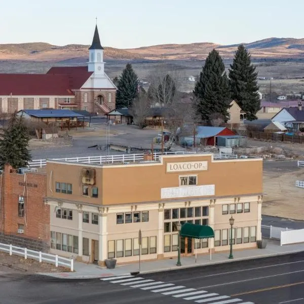 Road Creek Inn, hotel en Loa