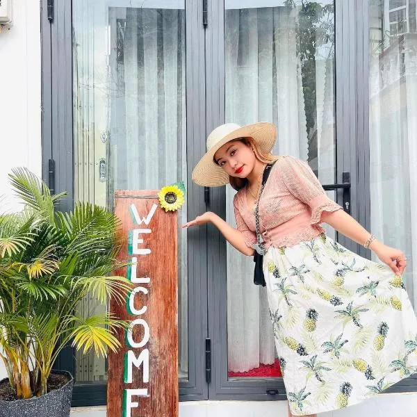 Yến Homestay, hotel in Phước Hậu