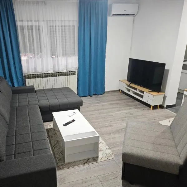 Apartman u centru Prnjavor, hotel in Prnjavor