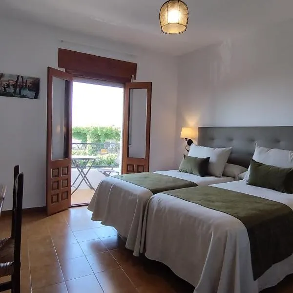 Las Perdices, hotel v destinaci Válor