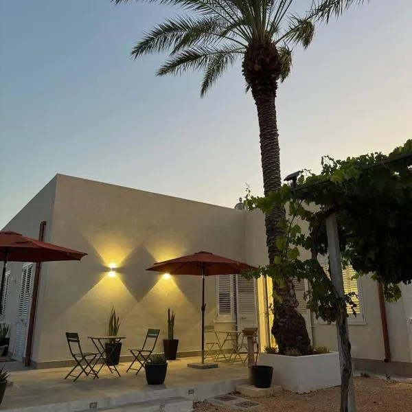Stagnone Sunset Holidays, hotel in Marsala