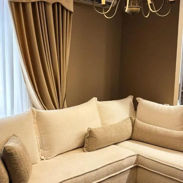 Maison de Luxe, hotel di Chalkida