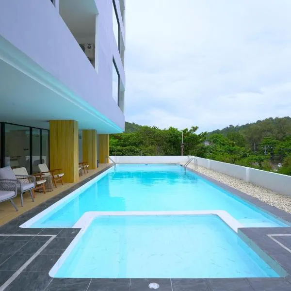 Kokotel Rayong Beachfront, hotel in Ban Pak Khlong Phe