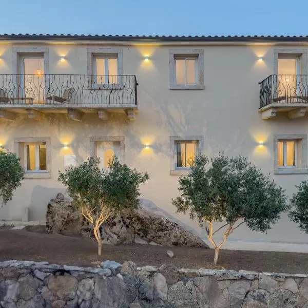 Petra Maris Luxury Rooms, khách sạn ở Santa Teresa Gallura