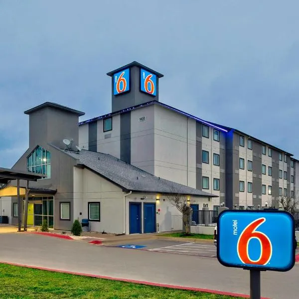 Motel 6-Marble Falls, TX, hotel v destinaci Marble Falls