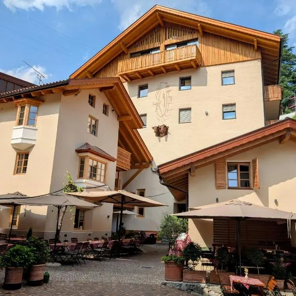 Hotel Schmuckhof, hotel v destinaci Chiusa