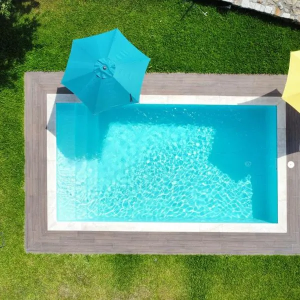 Casa doNegrinho com Piscina, hotel in Monção