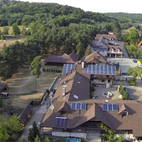 RANCHO-JURA, hotel en Podlesice
