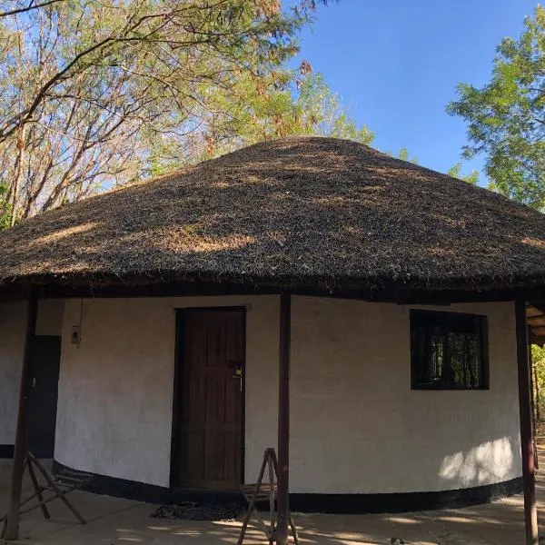 Tiko Community Centre, hotel in Saint Francis