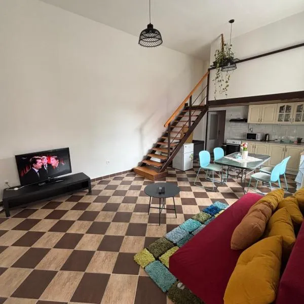 Holiday loft U Kotynku, hotel v destinaci Veselí nad Lužnicí