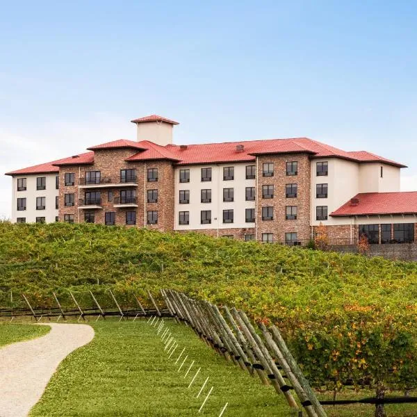 Holiday Inn Express & Suites Lexington North West-The Vineyard by IHG, hotell i Lexington