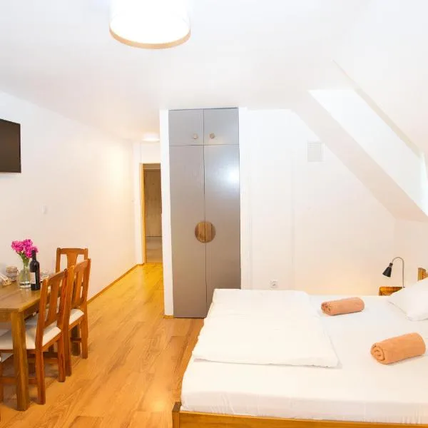 Gościniec Pięciu Stawów, hotel in Ustrzyki Dolne