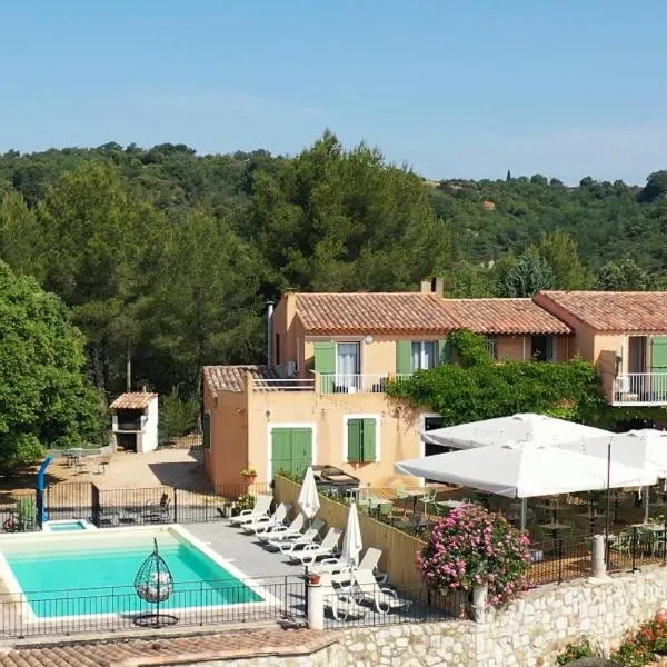 Le 10 18 hôtel restaurant, hotel em Sainte-Croix-de-Verdon