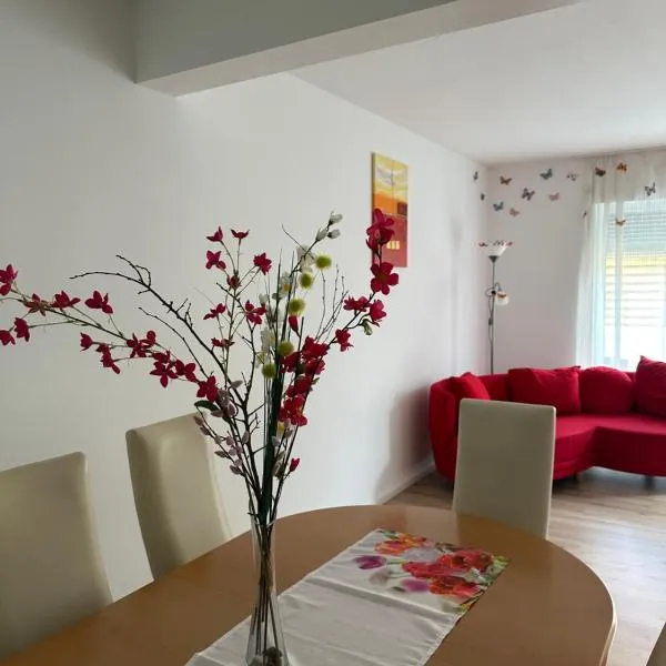 Luxury rooms in a newly-built House, hotel v destinaci Ilsfeld