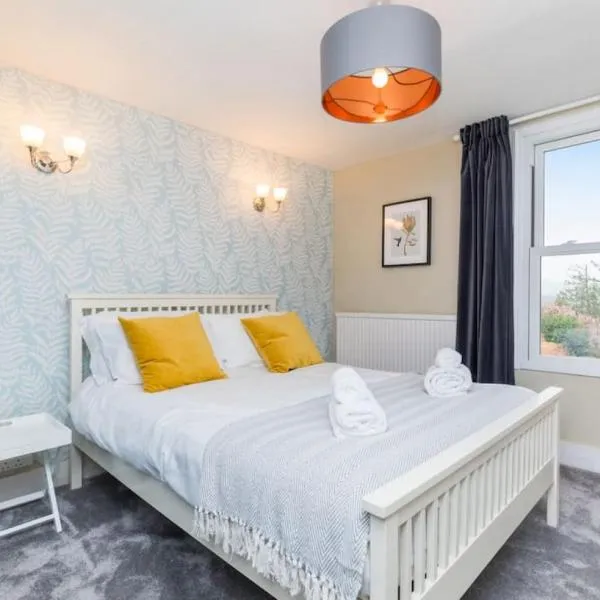 Morleys Rooms - Located in the heart of Hurstpierpoint by Huluki Sussex Stays, hotel in Hurstpierpoint