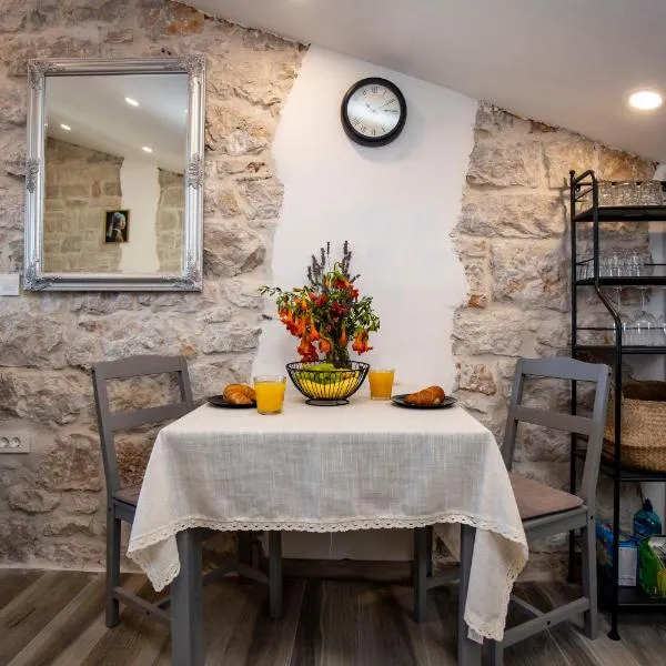 Studio DIAMADI-Old Town Rovinj, hotel v Rovinji