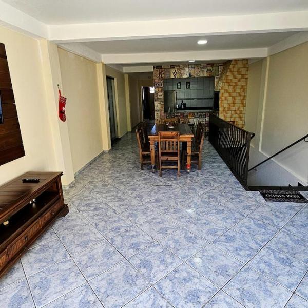 4 Quartos com Churras e Garagem