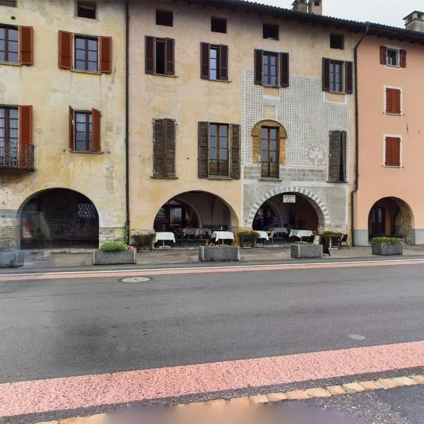 Bissone Room, hotel en Melide