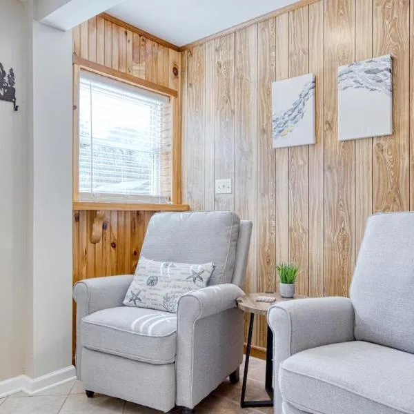 New River 3BR - Fishing, Hot Tub and VT Game Weekends, hotel v destinaci Radford