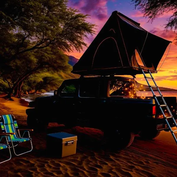 Embark on a journey through Maui with Aloha Glamp's jeep and rooftop tent allows you to discover diverse campgrounds, unveiling the island's beauty from unique perspectives each day, hotel di Paia