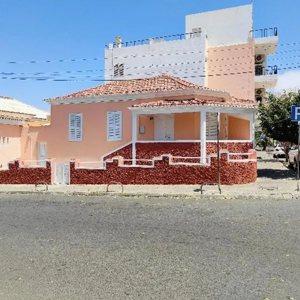 Vivenda Paraíso, Charming house on the Plateau, hotel in Praia