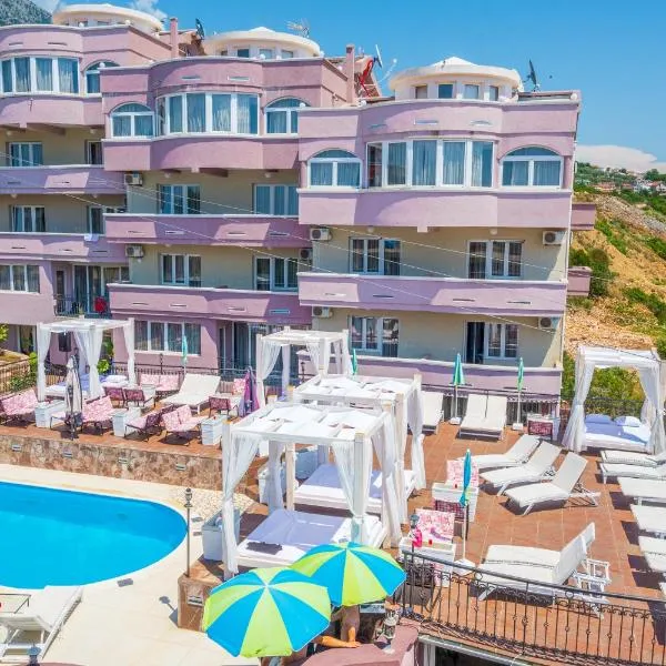 Accommodation Royal Azur, hotel v destinaci Dobra Voda