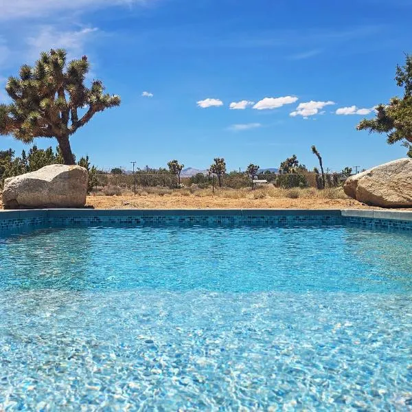 Dez-Art Retreat, hotel Yucca Valleyben