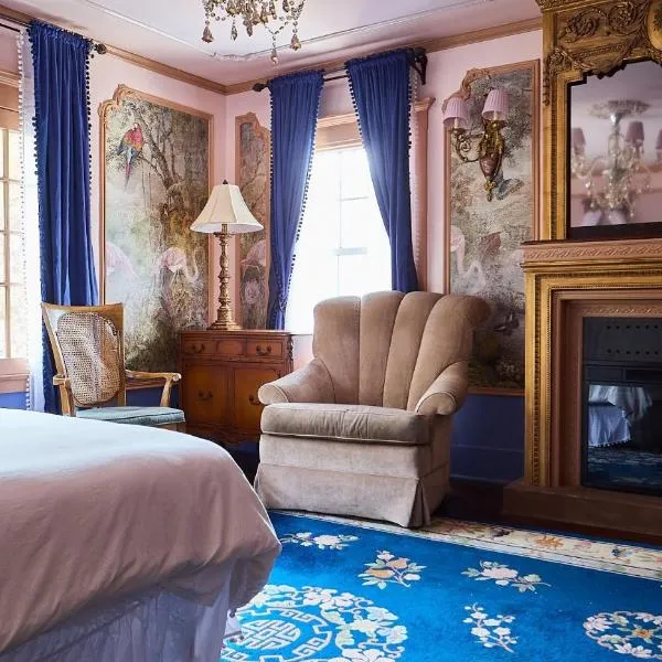 Luxurious Hollywood Homestay