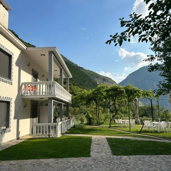 Bujtina Lecaj, hotel in Selcë
