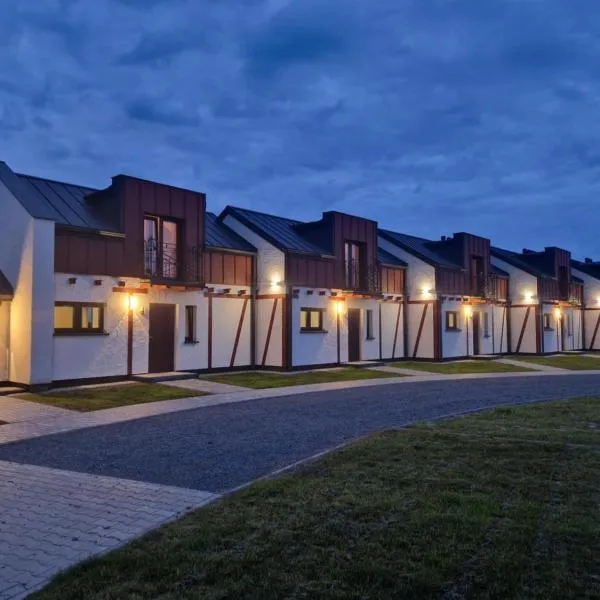 LuxDomki, hotel in Kobylany