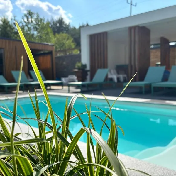 Leśna Polana Domki – hotel w Okunince